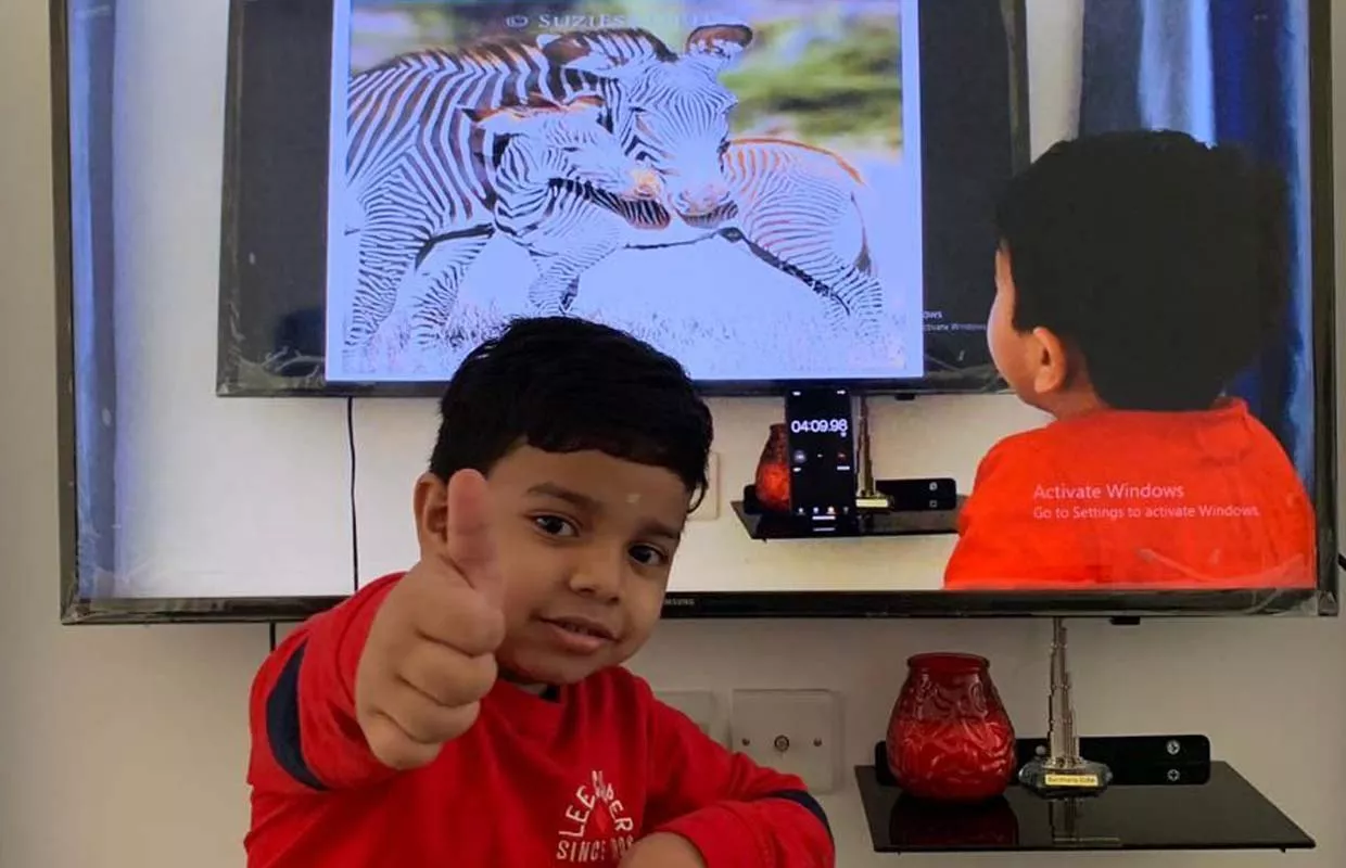MAXIMUM ANIMALS AND THEIR YOUNG ONES IDENTIFIED BY A KID