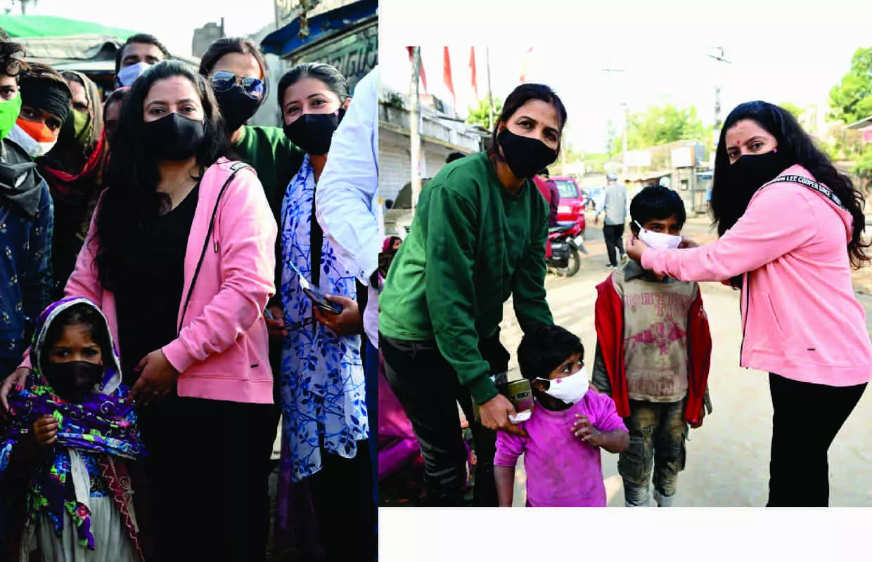 MAXIMUM HANDMADE MASK DISTRIBUTION IN ONE DAY
