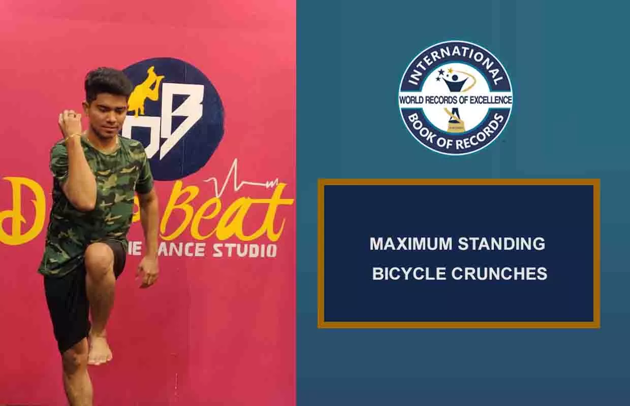 MAXIMUM STANDING BICYCLE CRUNCHES IN ONE MINUTE (BROKEN)