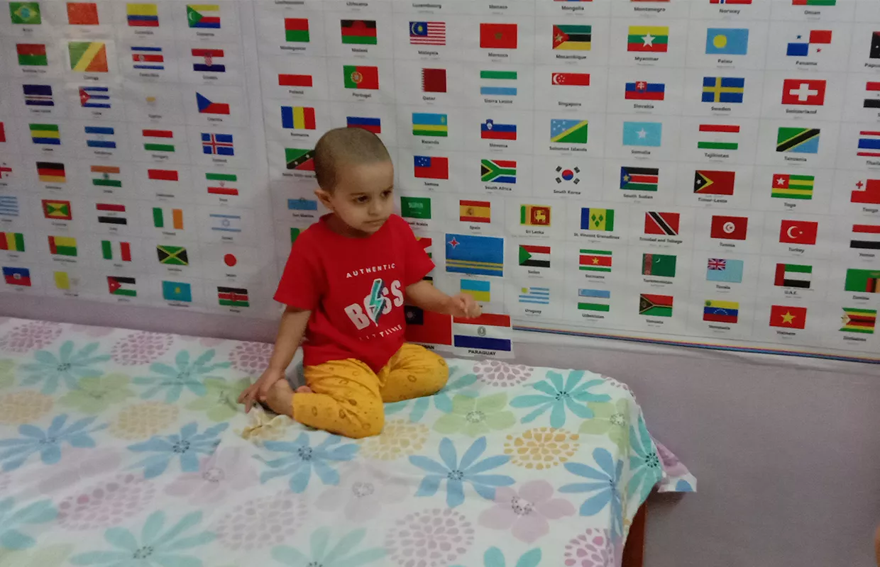 YOUNGEST TO RECITE COUNTRIES & CAPITALS NAMES BY IDENTIFYING THEIR FLAGS