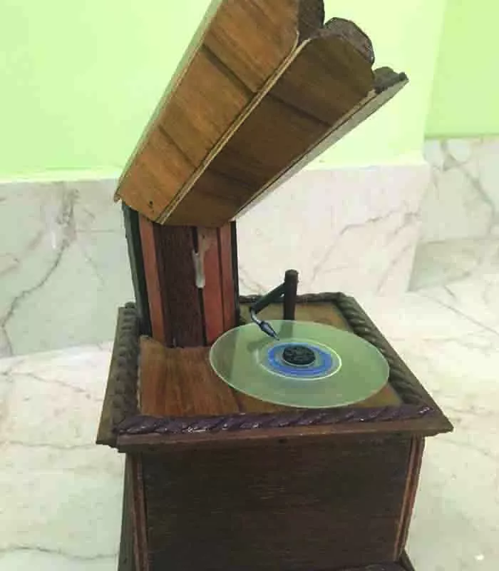 Record Image