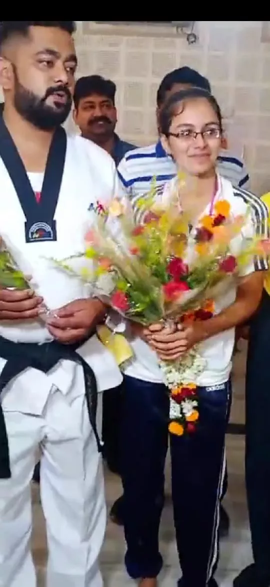 Record Image