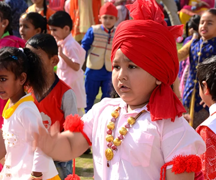 LARGEST PUNJABI FOLK DANCE
