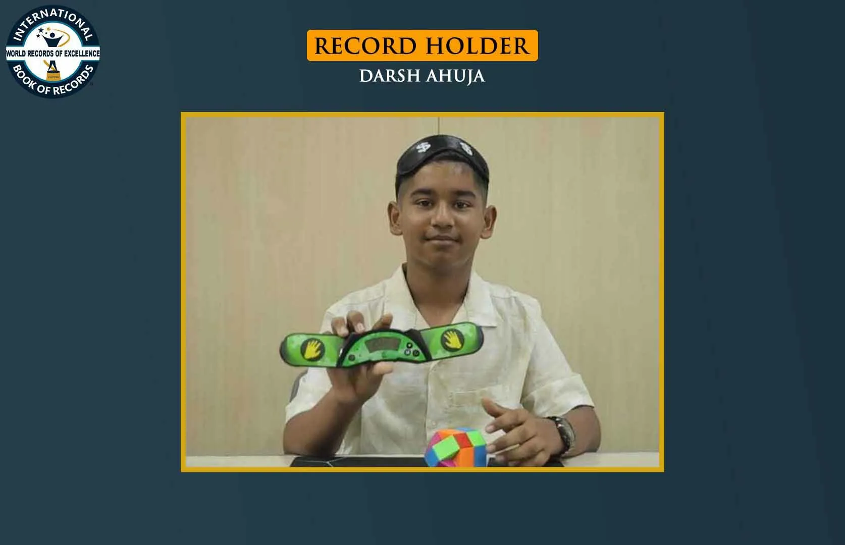 FASTEST TO SOLVE SNAKE RUBIK'S CUBE BLINDFOLDEDLY (PRE-TEEN)